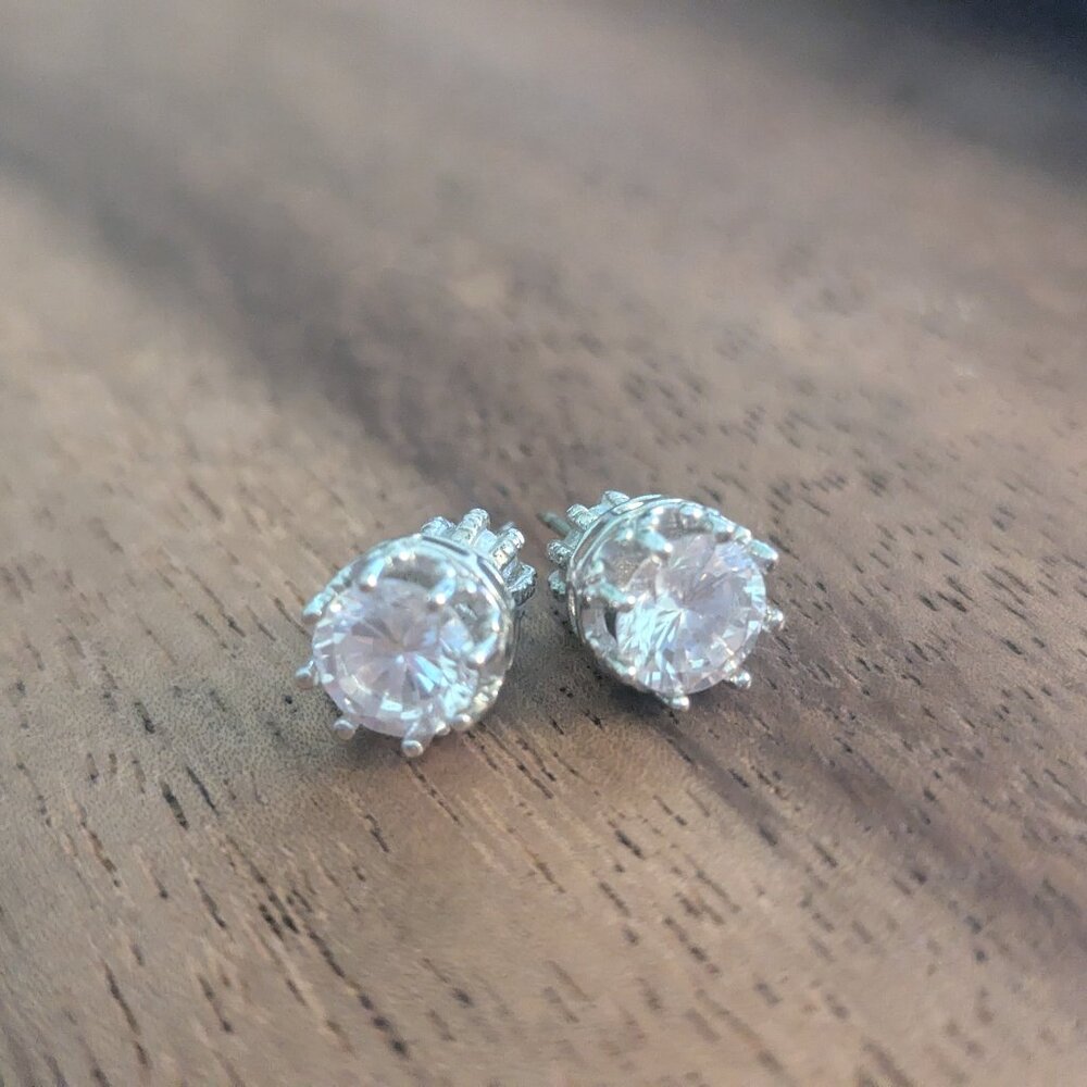 Juicy Couture "Ocean Couture" Solitaire Stud Earrings - Silver